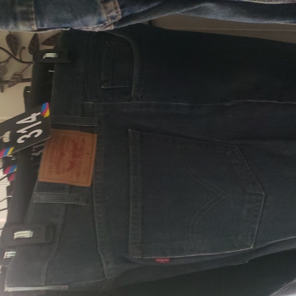 Men's Levi jeans - Picture 11 of 11